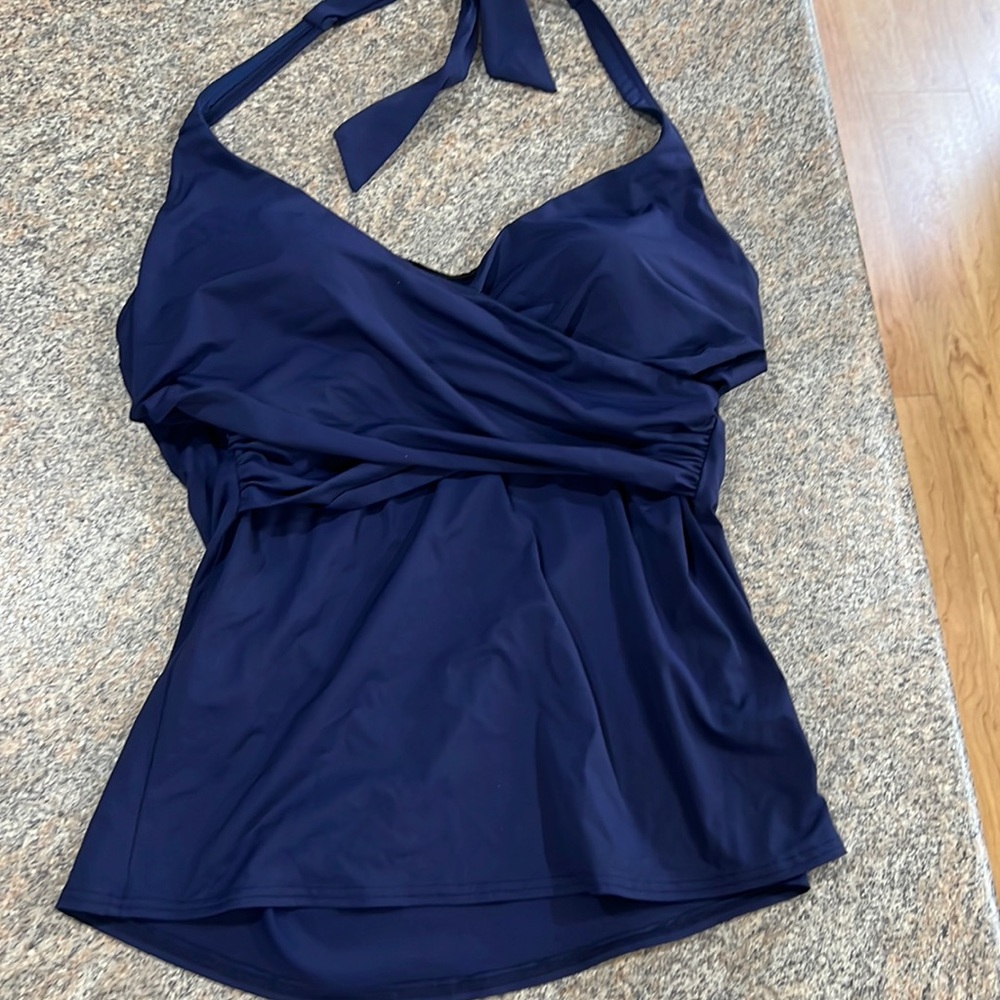 Lands End tankini top size 16